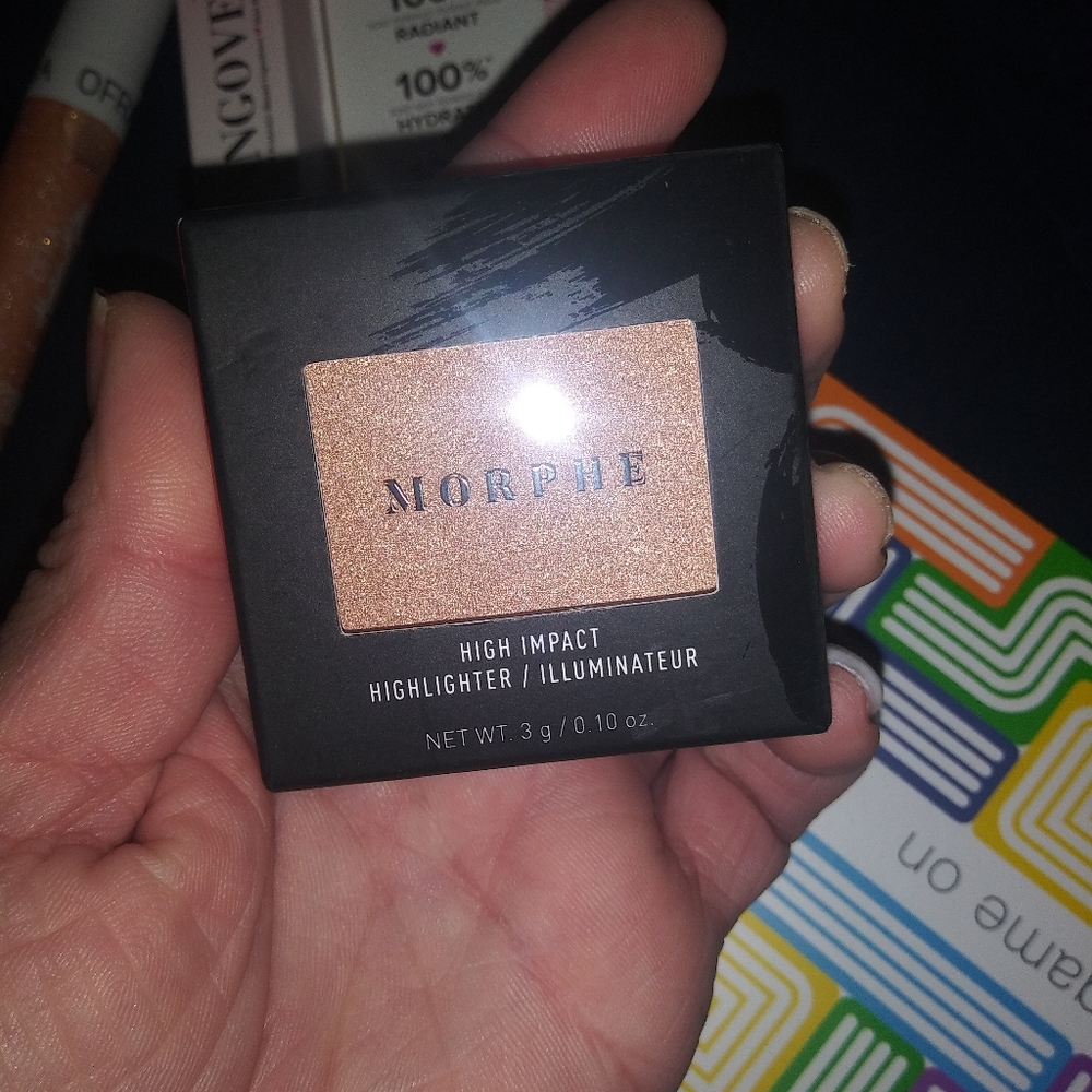 High-end makeup - Picture 2 of 5